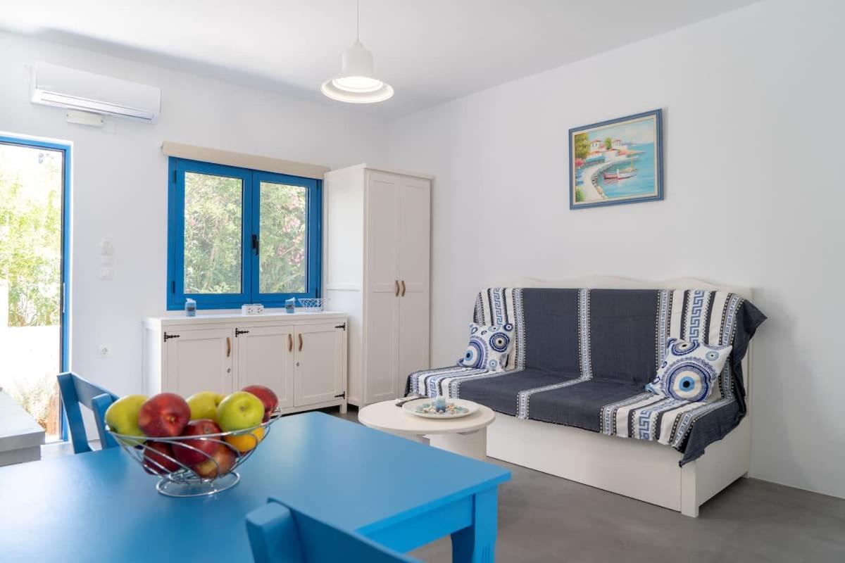 Blue Moon Apartments Makry Gialos  Exterior photo